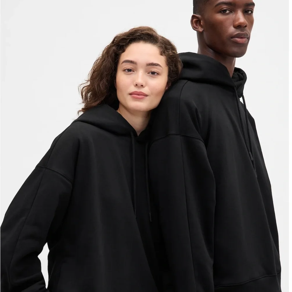 Gap x Beis Heavyweight Travel Hoodie
Black small NWT - Picture 2 of 10